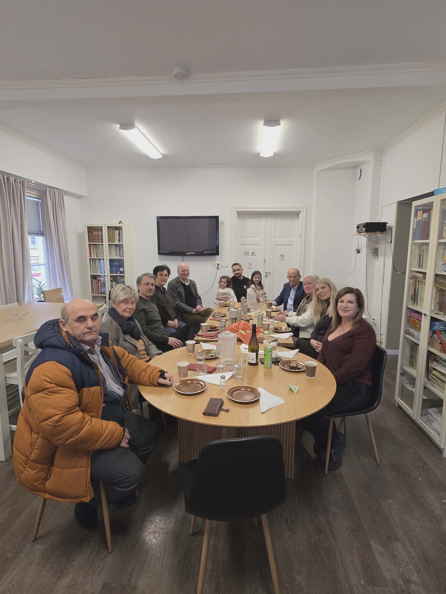 Γνωριμία και Συζήτηση με τον Σύλλογο Σουηδών φίλων της Αθήνας